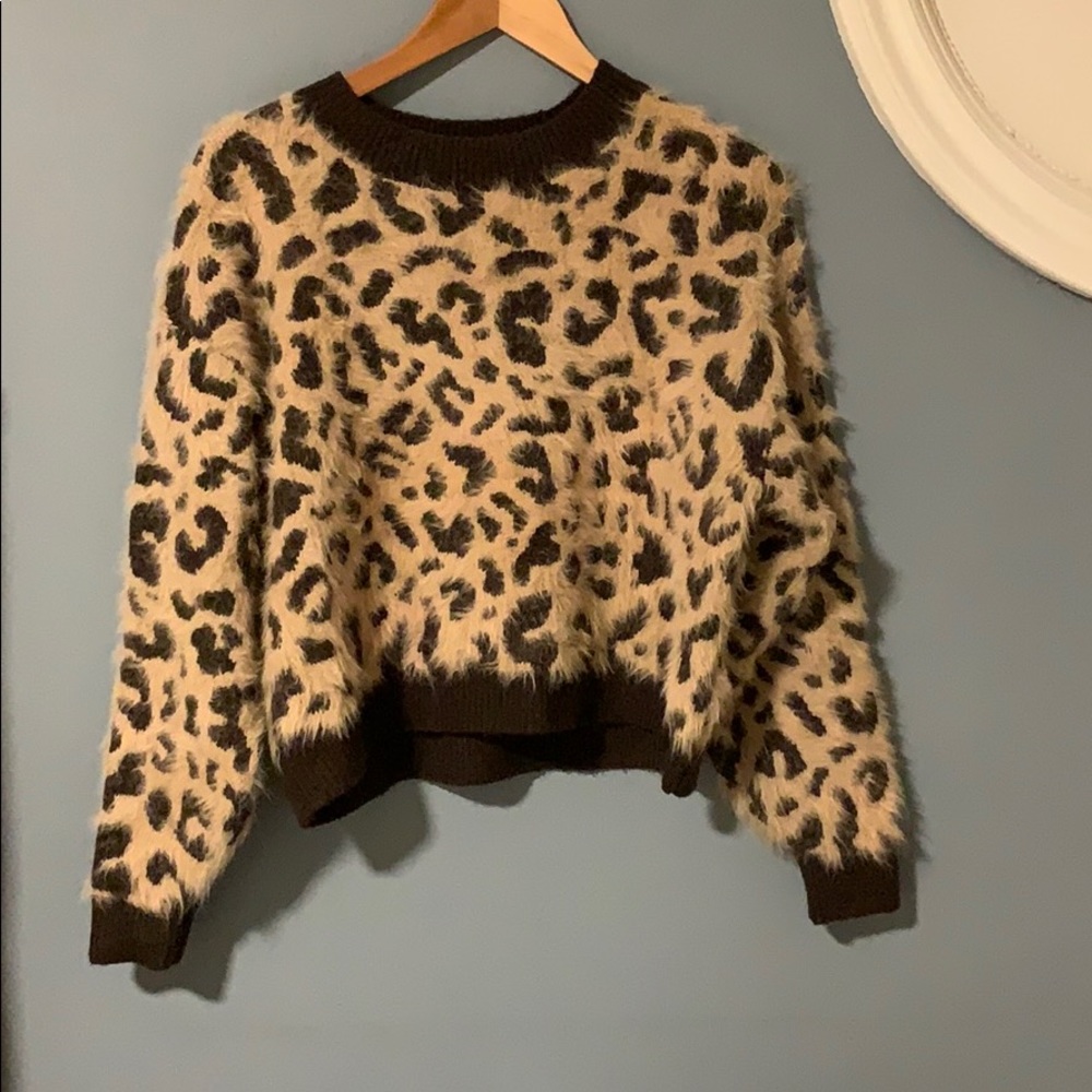 H &M Fuzzy leopard sweater